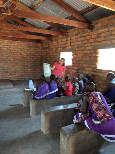 Mary teaching the children and women at Matabete